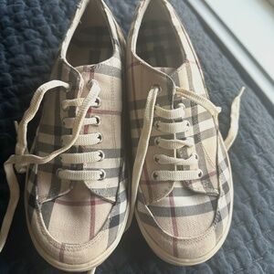 Burberry Sneakers